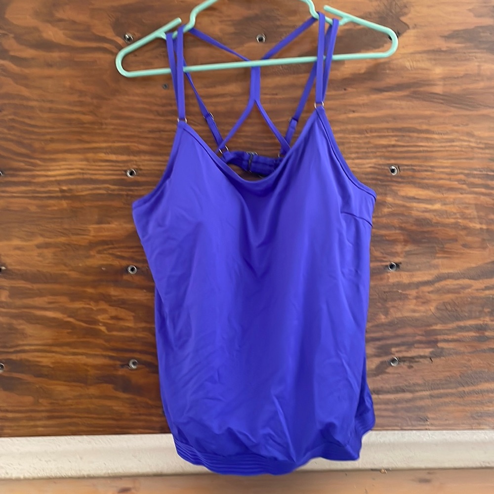 Athleta swim top 40b/c
